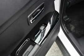 2020款三菱劲炫ASX