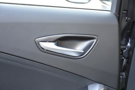 2020款现代菲斯塔纯电动