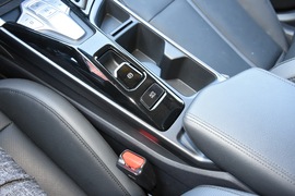 2020款现代菲斯塔纯电动