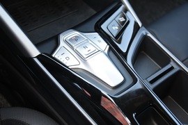 2020款现代菲斯塔纯电动