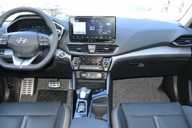 2020款现代菲斯塔纯电动