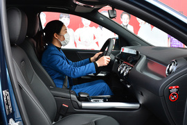 2020款奔驰B200
