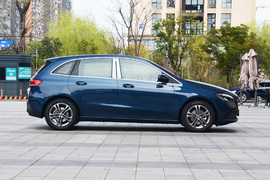 2020款奔驰B200
