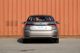 2019款丰田卡罗拉