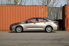 2019款丰田卡罗拉