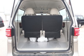 2020款东风风行菱智M5