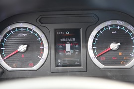 2020款东风风行菱智M5