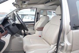 2020款东风风行菱智M5