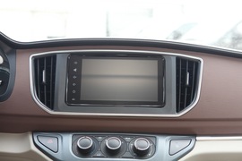 2020款东风风行菱智M5