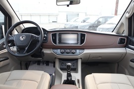 2020款东风风行菱智M5