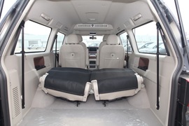 2020款东风风行菱智M5