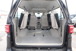 2020款东风风行菱智M5