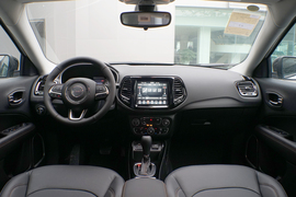 2020款Jeep指南者