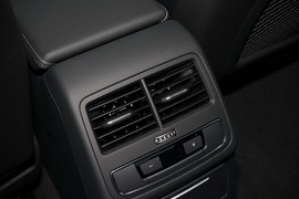 2020款奥迪A4L
