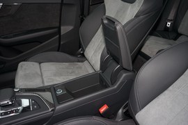 2020款奥迪A4L