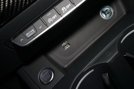 2020款奥迪A4L