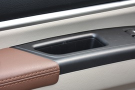 2020款东风风行菱智M5