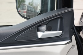 2020款东风风行菱智M5