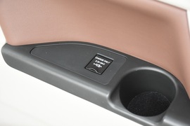 2020款东风风行菱智M5