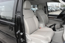 2020款东风风行菱智M5