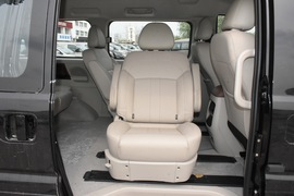 2020款东风风行菱智M5