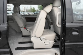 2020款东风风行菱智M5