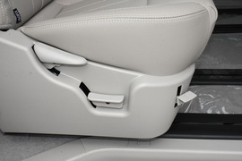 2020款东风风行菱智M5