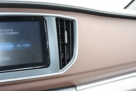 2020款东风风行菱智M5