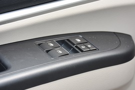 2020款东风风行菱智M5