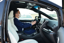 2020款雷克萨斯LM