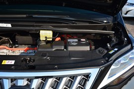 2020款雷克萨斯LM