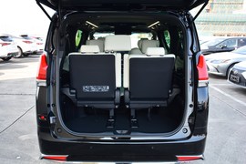 2020款雷克萨斯LM