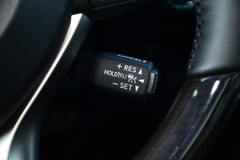 2020款雷克萨斯LM