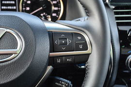 2020款雷克萨斯LM