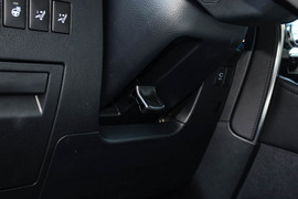 2020款雷克萨斯LM