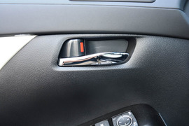 2020款雷克萨斯LM