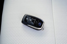 2020款雷克萨斯LM