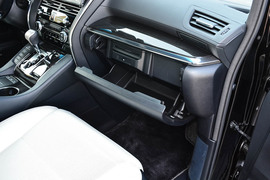 2020款雷克萨斯LM