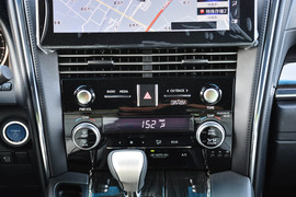 2020款雷克萨斯LM