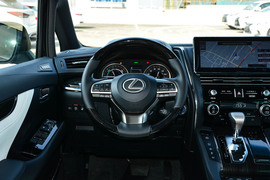 2020款雷克萨斯LM