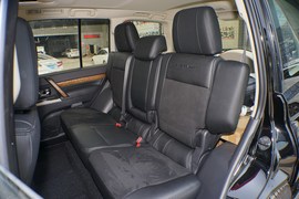 2020款三菱帕杰罗