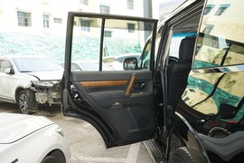 2020款三菱帕杰罗