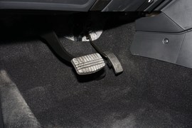 2020款三菱帕杰罗