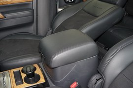 2020款三菱帕杰罗