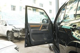 2020款三菱帕杰罗