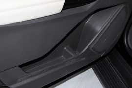 2020款长安福特探险者EcoBoost