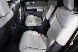 2020款长安福特探险者EcoBoost