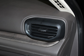 2020款长安福特探险者EcoBoost