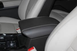 2020款长安福特探险者EcoBoost