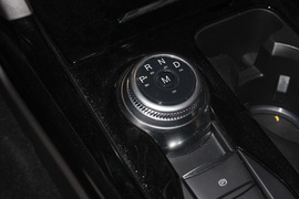 2020款长安福特探险者EcoBoost